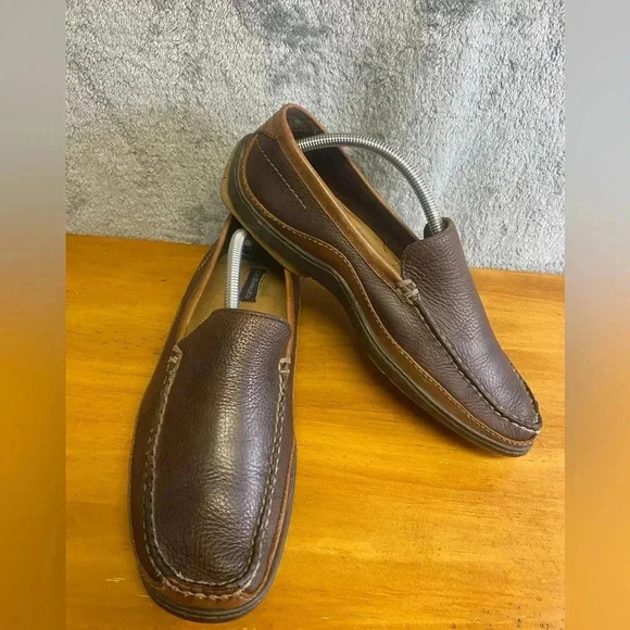 G.H. Bass & Co. Other - G.H. Bass & Co men’s leather upper slip on‎ loafer size 10M